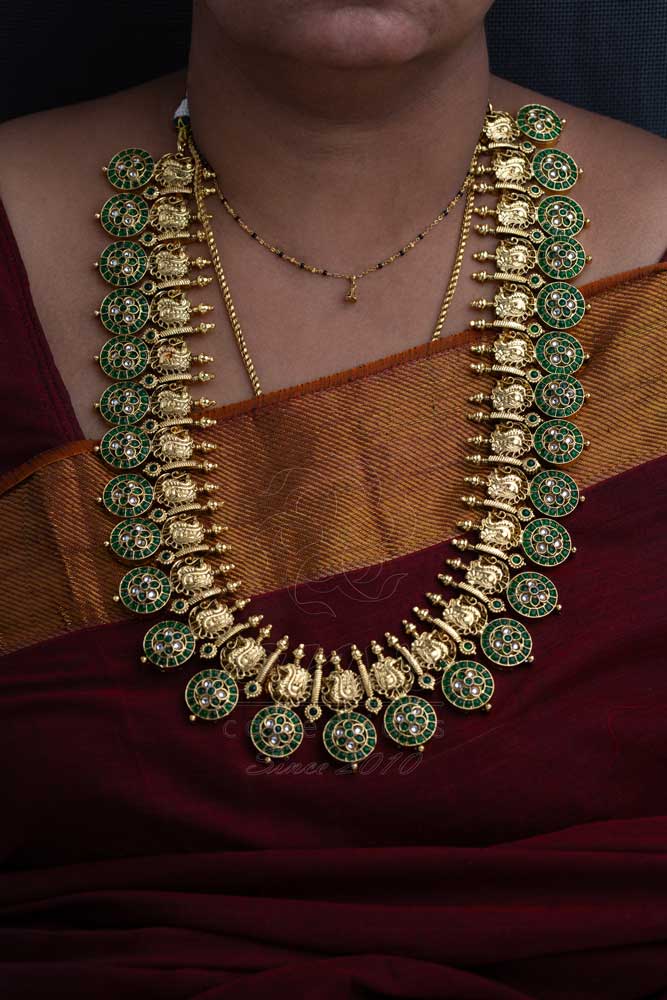 Kempu Bottu with Small Peacock Nakshi Motif Bridal Combo in Green