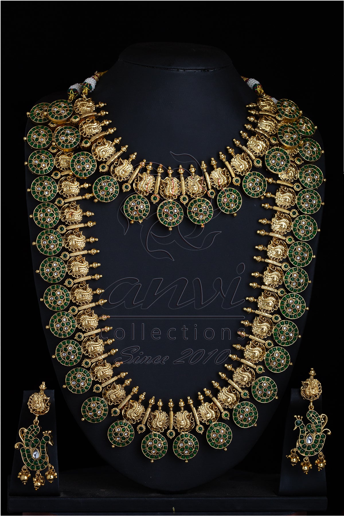 Kempu Bottu with Small Peacock Nakshi Motif Bridal Combo in Green