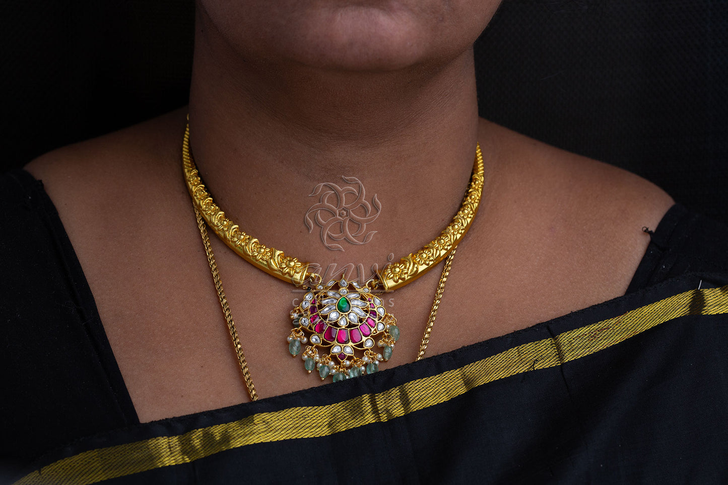 Kante with Big Chand Bali jadua kundan pendant