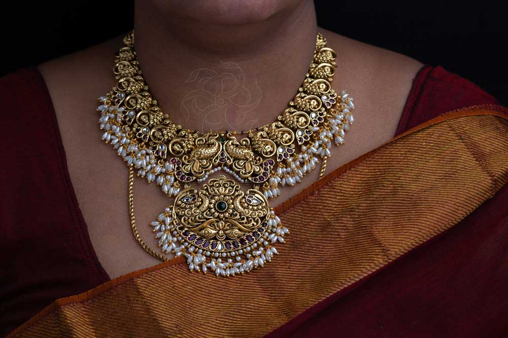 Nakshi Pearls guttapusala Kempu Bridal Set
