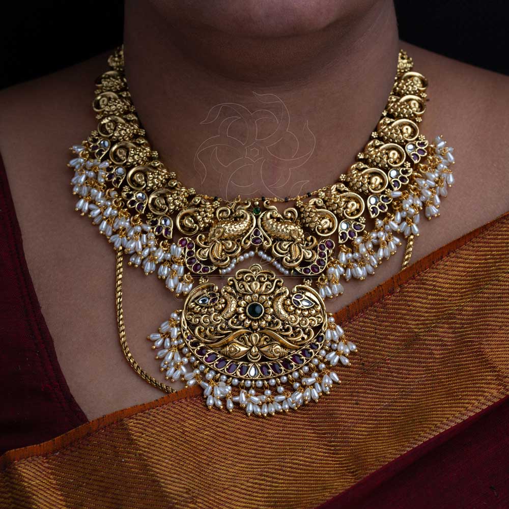 Nakshi Pearls guttapusala Kempu Bridal Set