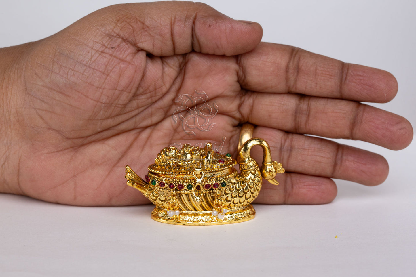 Swan Bent Kumkum Box