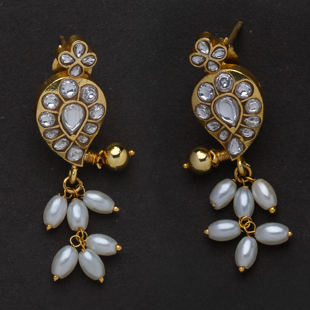 White kundan Mango Haaram with earrings