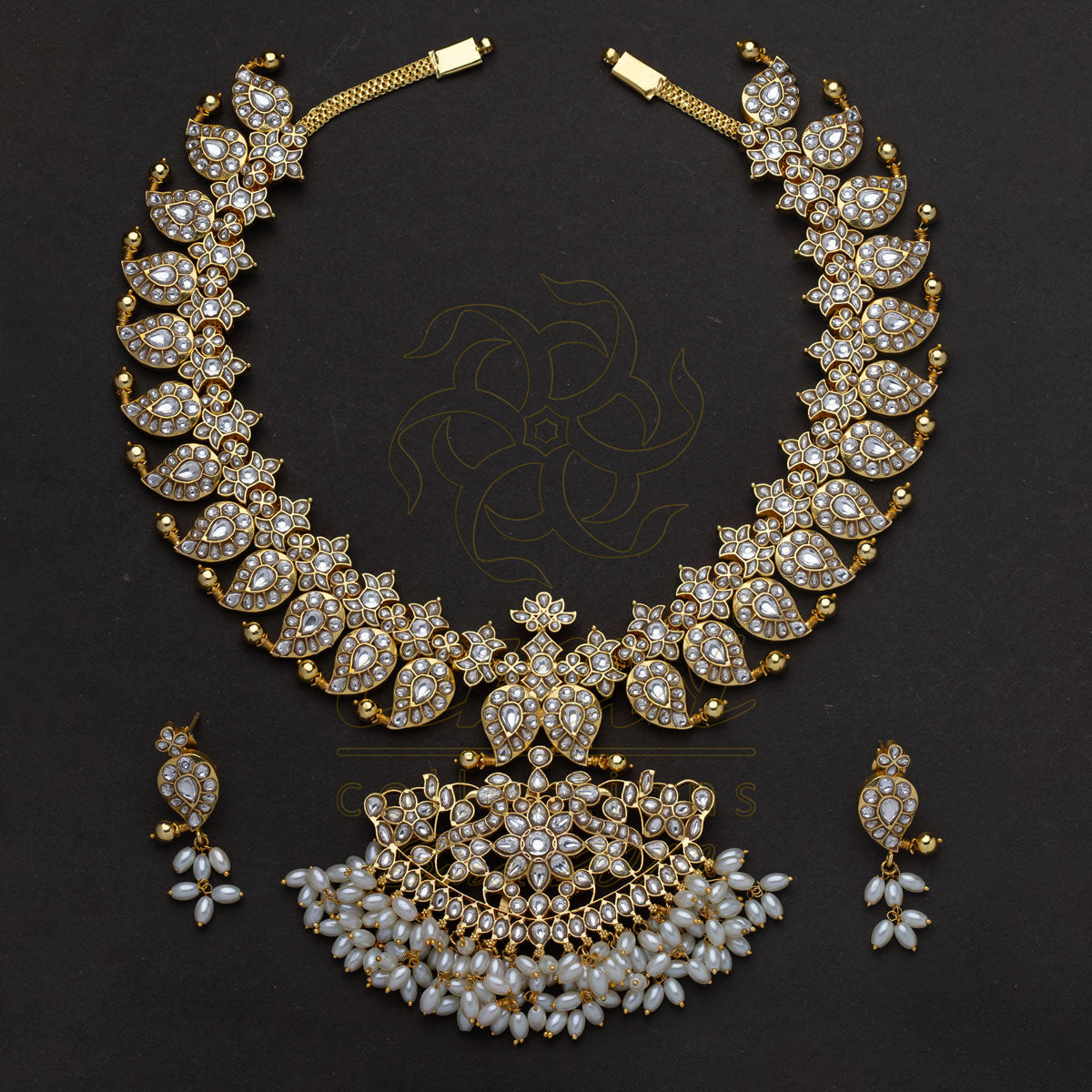 White kundan Mango Haaram with earrings