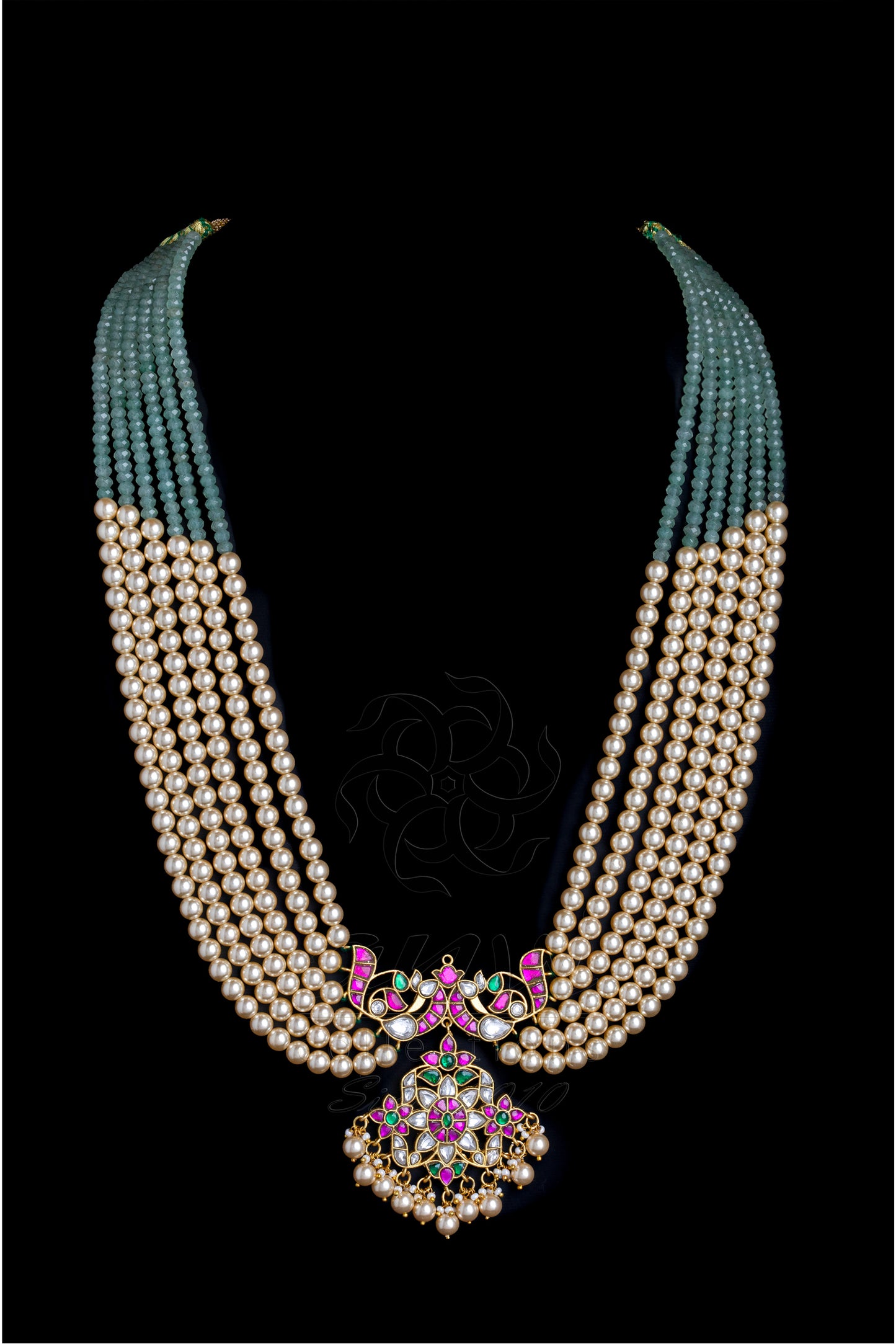 Pearls & Strawberry Beads Rani Haar