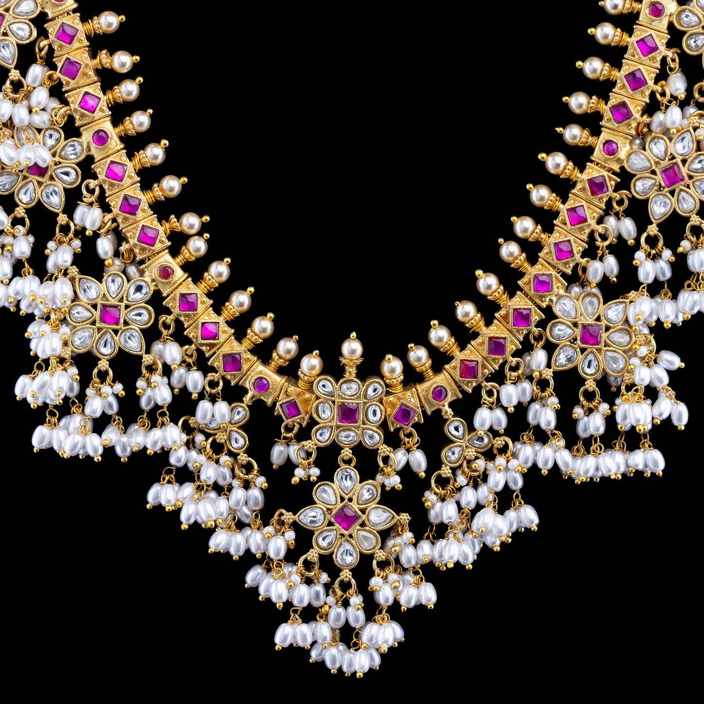 Guttapusala Long Haaram with White jadau Kundan pendants