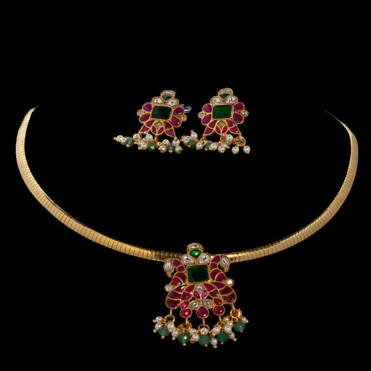 Jadau Peacock Pendant Kante with Earrings