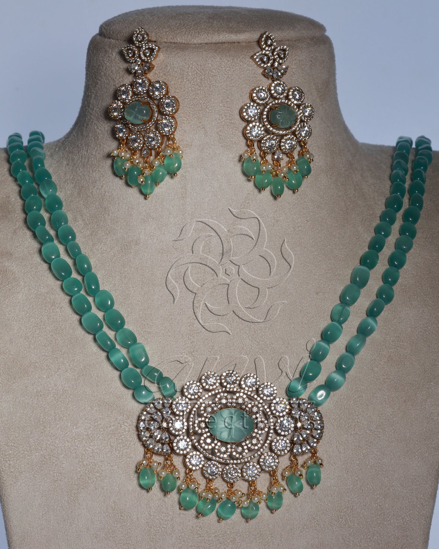 Blue Victorian Necklace Set