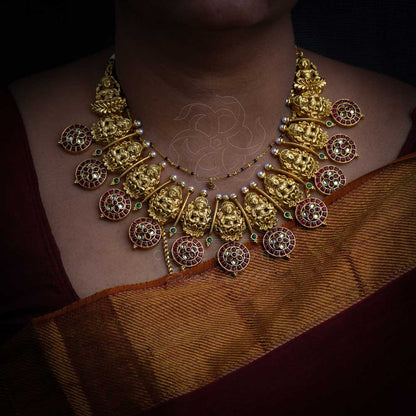 Big Bottu with Lakshmi Motif Kempu Bridal Combo in Red