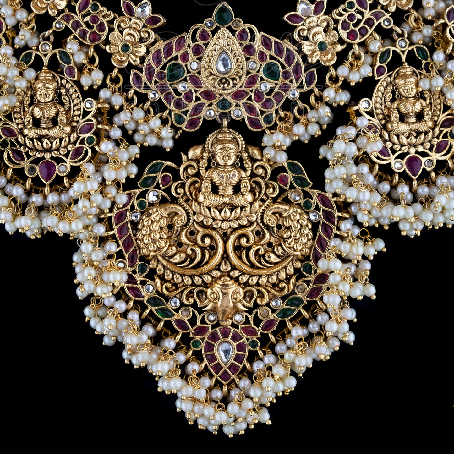 Kempu Guttapusala Nakshi Necklace