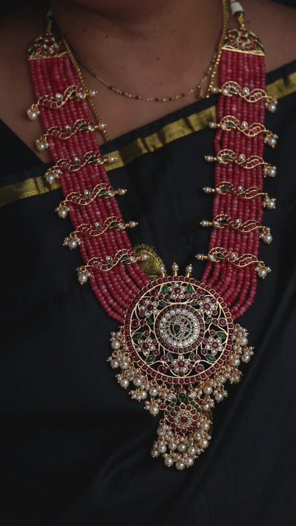 Kempu Rani Haar with Onion Pink Onyx Beads & Earrings